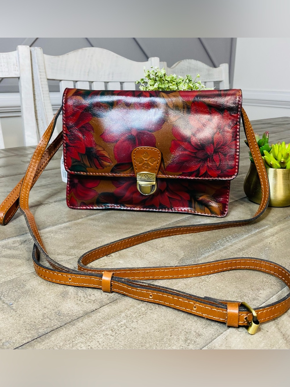 Patricia Nash Floral Tooled Leather Crossbody Bag Push Lock Adjustable Strap New